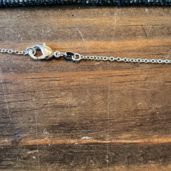 Womens Crystal 925 Silver Necklace With Cross Crystal Pendant 18" Chain - Picture 3 of 5